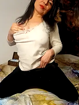 MadamBell online show from March 2026 03:18:01 PM