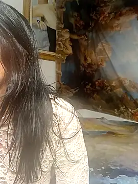 MadamBell online show from March 2026 05:36:02 PM
