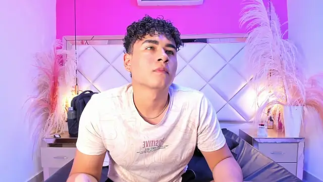 Bastixvontade online show from April 2026 09:16:01 PM