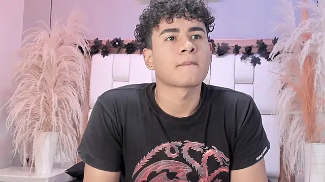 Bastixvontade online show from April 2026 07:06:02 PM