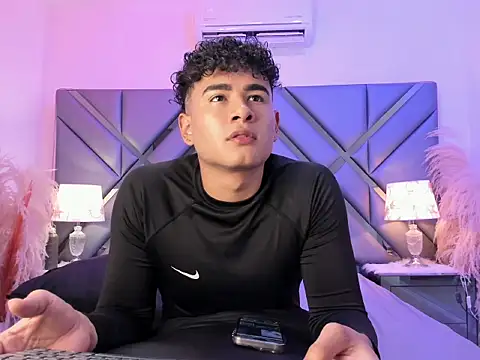 Bastixvontade online show from March 2026 06:53:02 PM