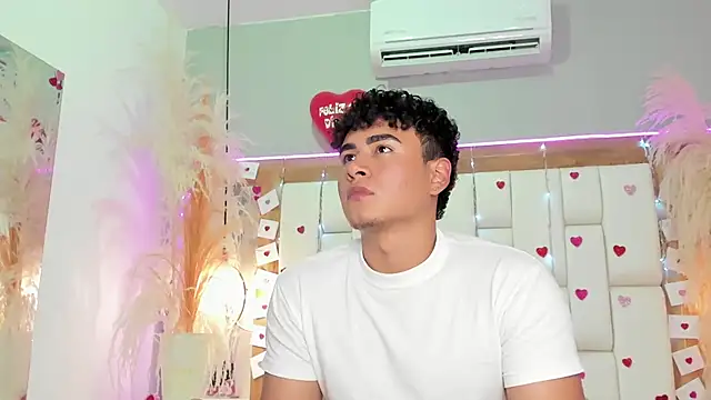 Bastixvontade online show from February 2026 11:56:01 PM