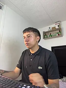 Snapshot of Jhony_rayder chatting on February 2026 01:51:02 AM Jhony rayder online show from February 2026 01:51:02 AM