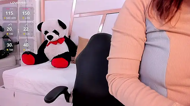 antonella moon7 online show from March 2026 03:32:01 AM