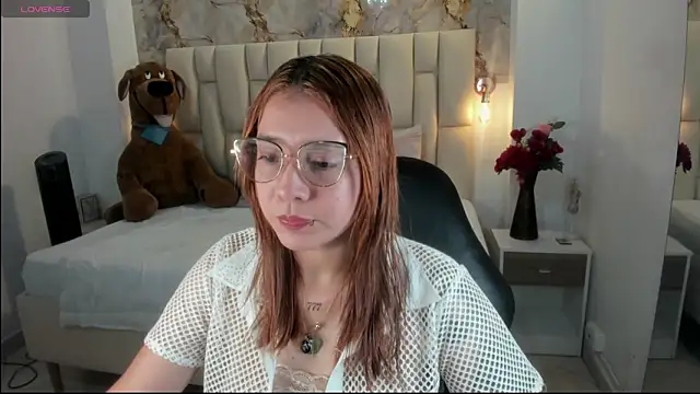 antonella moon7 online show from June 2026 10:10:01 PM