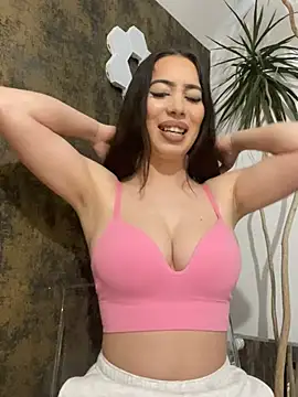 I amSis online show from April 2026 11:22:02 AM