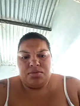 Juli Powl online show from May 2026 12:49:01 PM