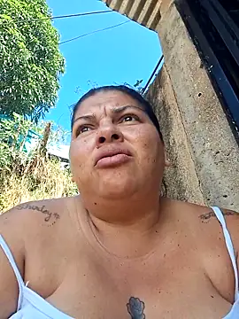 Snapshot of Juli_Powl chatting on March 2026 01:15:01 PM Juli Powl online show from March 2026 01:15:01 PM