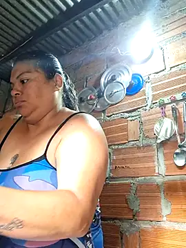 Snapshot of Juli_Powl chatting on April 2026 01:29:02 PM Juli Powl online show from April 2026 01:29:02 PM