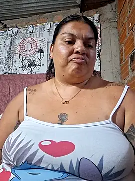 Snapshot of Juli_Powl chatting on March 2026 01:10:01 AM Juli Powl online show from March 2026 01:10:01 AM