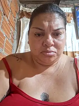 Snapshot of Juli_Powl chatting on March 2026 12:49:01 PM Juli Powl online show from March 2026 12:49:01 PM