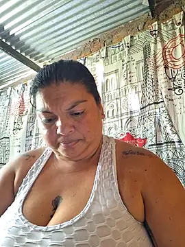 Juli Powl online show from June 2026 04:24:01 PM