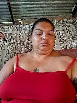 Juli Powl online show from February 2026 12:15:02 PM