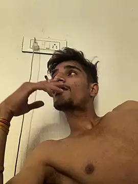 Snapshot of kaushikhotty chatting on May 2026 08:05:02 PM kaushikhotty online show from May 2026 08:05:02 PM