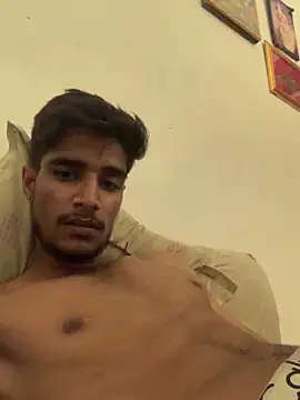 Snapshot of kaushikhotty chatting on April 2026 10:14:02 PM kaushikhotty online show from April 2026 10:14:02 PM