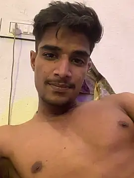 Snapshot of kaushikhotty chatting on May 2026 07:44:02 PM kaushikhotty online show from May 2026 07:44:02 PM