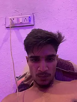 Snapshot of kaushikhotty chatting on May 2026 08:11:01 AM kaushikhotty online show from May 2026 08:11:01 AM