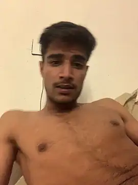Snapshot of kaushikhotty chatting on May 2026 06:43:02 PM kaushikhotty online show from May 2026 06:43:02 PM