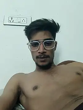 Snapshot of kaushikhotty chatting on May 2026 07:41:02 PM kaushikhotty online show from May 2026 07:41:02 PM