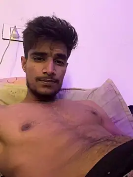 Snapshot of kaushikhotty chatting on May 2026 08:23:02 PM kaushikhotty online show from May 2026 08:23:02 PM