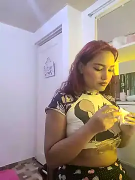 Snapshot of Aleja_Sammy chatting on February 2026 04:29:01 PM Aleja Sammy online show from February 2026 04:29:01 PM