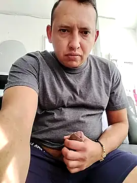 Hachi28 online show from March 2026 01:00:01 PM