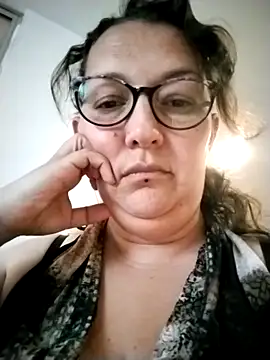 Snapshot of _Saraqueen chatting on February 2026 04:50:02 PM Saraqueen online show from February 2026 04:50:02 PM