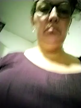  Saraqueen online show from March 2026 11:37:02 PM