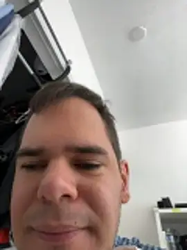 awesomemilkss online show from April 2026 08:57:01 PM