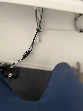 awesomemilkss online show from March 2026 07:05:02 PM