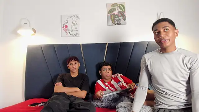 alexx cum18 online show from March 2026 01:48:02 PM