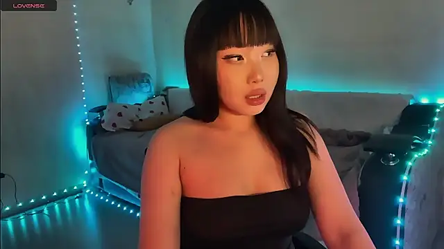 whispersofdarsy online show from February 2026 10:20:02 PM