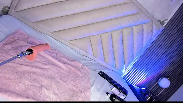 SarahRizof online show from March 2026 05:23:02 AM