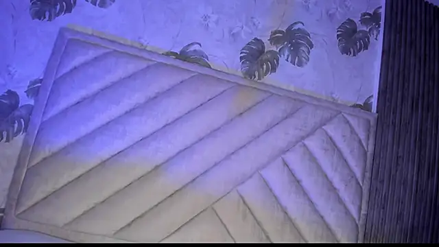 SarahRizof online show from March 2026 05:12:02 AM