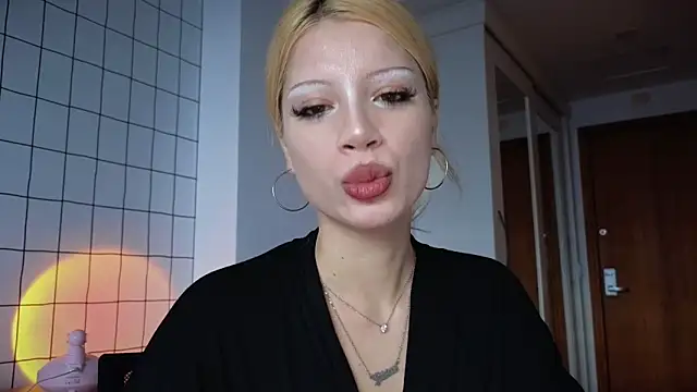 qualitybab online show from February 2026 08:07:01 PM