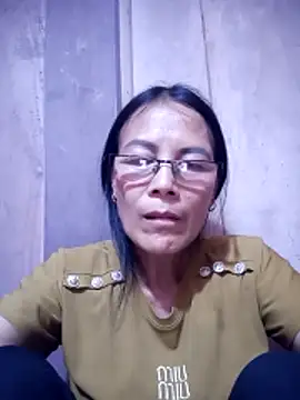 Snapshot of toyo_668 chatting on March 2026 09:21:02 AM toyo 668 online show from March 2026 09:21:02 AM