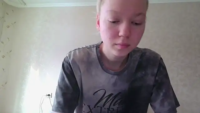 Snapshot of BabyyDolll_ chatting on February 2026 10:43:02 PM BabyyDolll online show from February 2026 10:43:02 PM