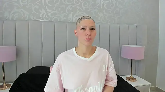 Raven1fox online show from March 2026 02:24:02 PM