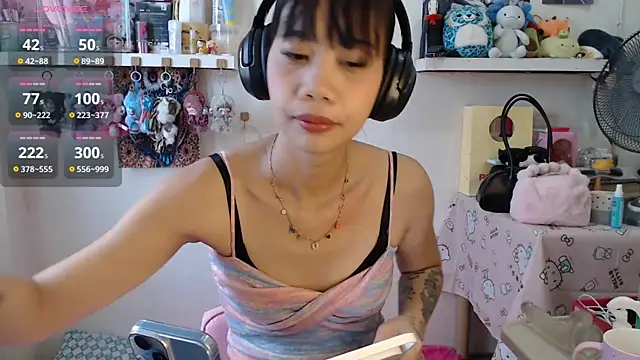 GloryKulikowski online show from March 2026 02:11:01 AM