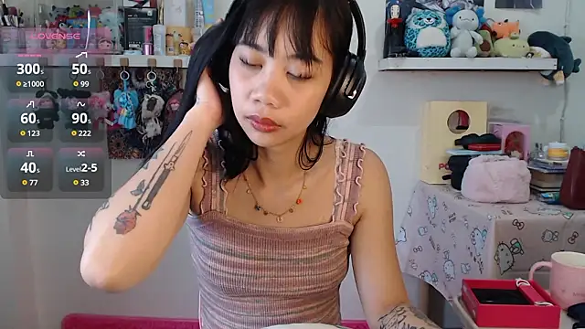 GloryKulikowski online show from March 2026 02:12:01 AM