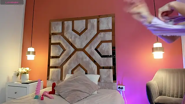 Justmia69 online show from April 2026 12:33:01 AM