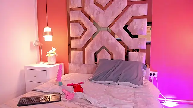 Snapshot of Justmia69 chatting on February 2026 04:45:01 AM Justmia69 online show from February 2026 04:45:01 AM