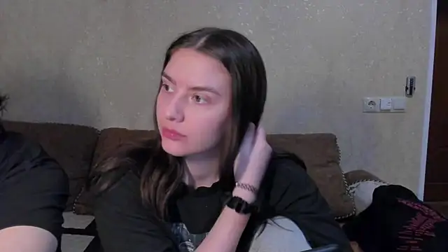 love lina muuur online show from February 2026 06:32:02 PM