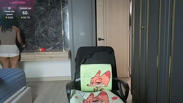 Snapshot of Alittleasaingirl chatting on March 2026 01:13:02 AM Alittleasaingirl online show from March 2026 01:13:02 AM