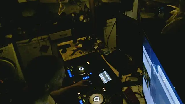 BISLETJE1980 online show from February 2026 02:02:02 AM