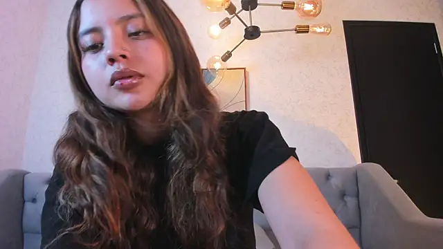 MAGIC EMMA  online show from May 2026 02:52:01 AM