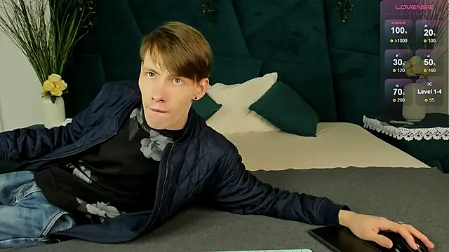 Snapshot of Erick_Wilson chatting on December 2025 07:20:02 AM Erick Wilson online show from December 2025 07:20:02 AM