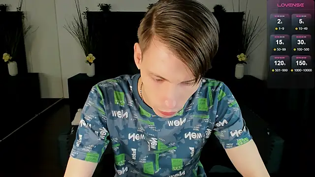 Snapshot of Erick_Wilson chatting on November 2025 08:07:02 AM Erick Wilson online show from November 2025 08:07:02 AM