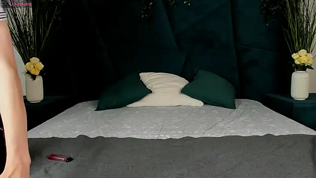 Snapshot of Erick_Wilson chatting on October 2025 07:40:01 AM Erick Wilson online show from October 2025 07:40:01 AM