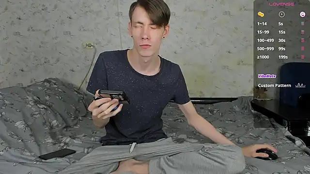 Snapshot of Erick_Wilson chatting on April 2026 08:29:02 AM Erick Wilson online show from April 2026 08:29:02 AM